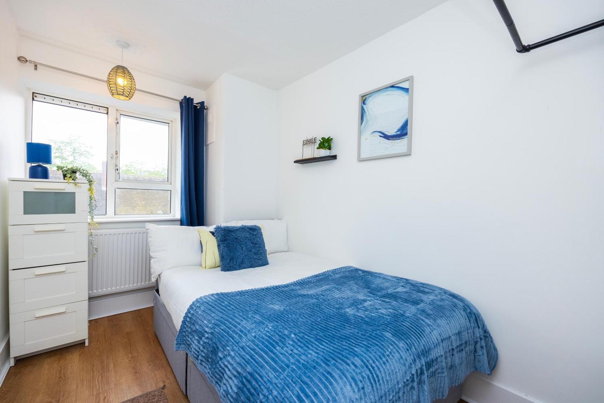 Excel O2 Stunning Large 3 Bedroom Apartment With Balcony 런던 외부 사진