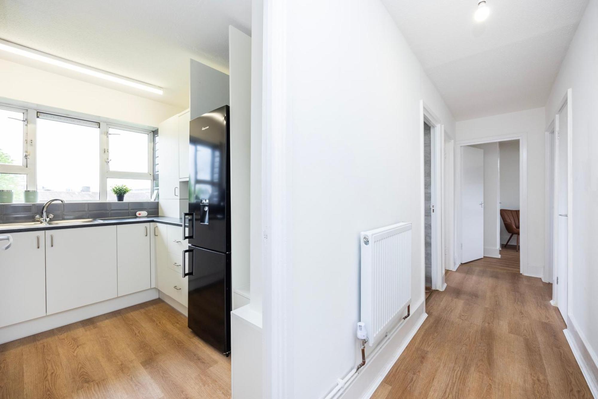 Excel O2 Stunning Large 3 Bedroom Apartment With Balcony 런던 외부 사진